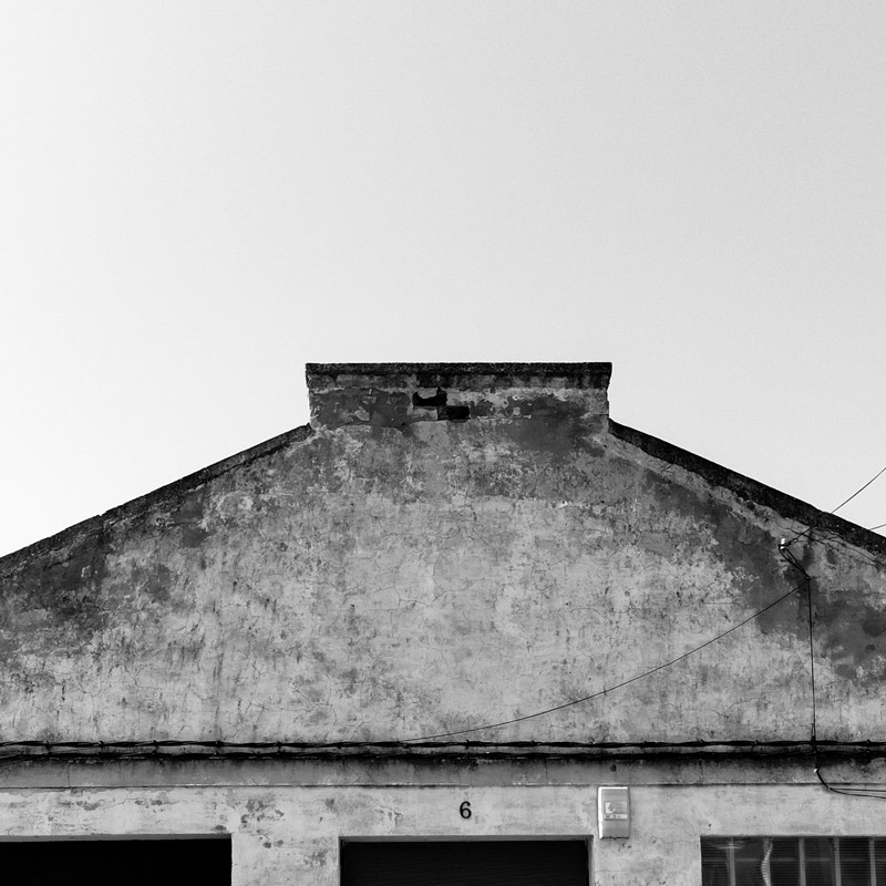 hanging_on_reduced